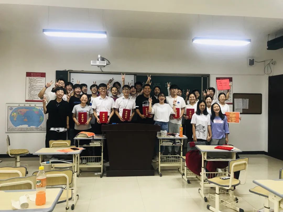 精英华唐优秀班主任