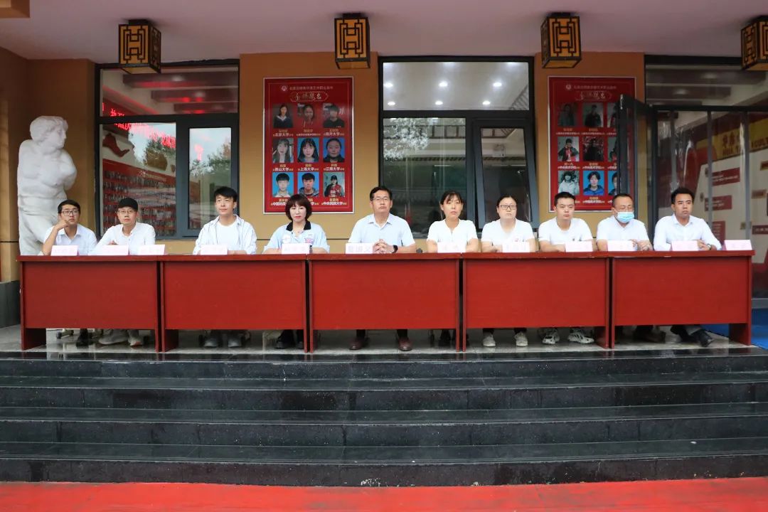 精英华唐艺术高中入学教育
